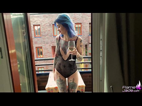 ❤️ Milzīga meitene sūc ar rīklīti un kaislīgi drāž zem klajas debess ❤️❌ Super sekss pie lv.pornhdvideos.ru ❌❤